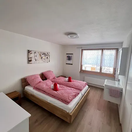 Apartamento Haus Augstbord Bnb Zimmer